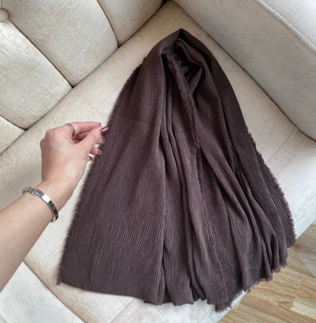 شال دور ریش قهوه‌ای سرمه‌ای مشکی کرم